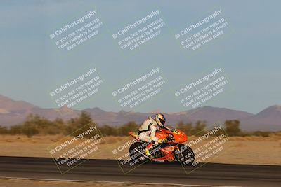 media/Dec-16-2023-CVMA (Sat) [[bb38a358a2]]/Race 13 Amateur Supersport Middleweight/